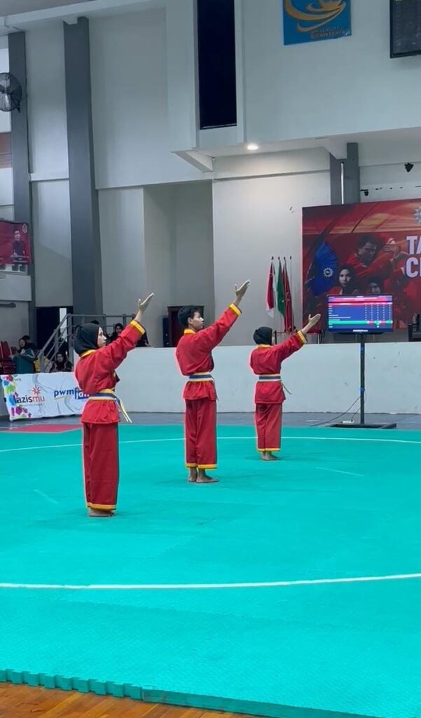 1e72cf6e dab0 4d21 a812 8a82cd035fc2